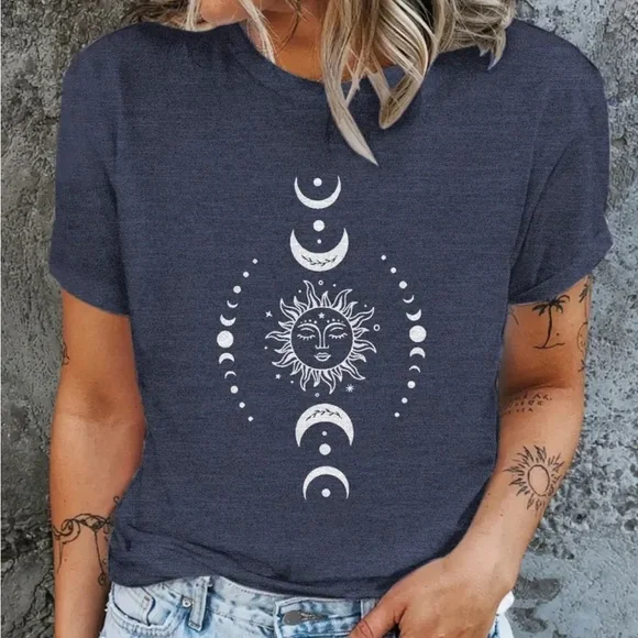 New Boho Sun Moon Women's Navy Graphic Tee - Picture 1 of 1